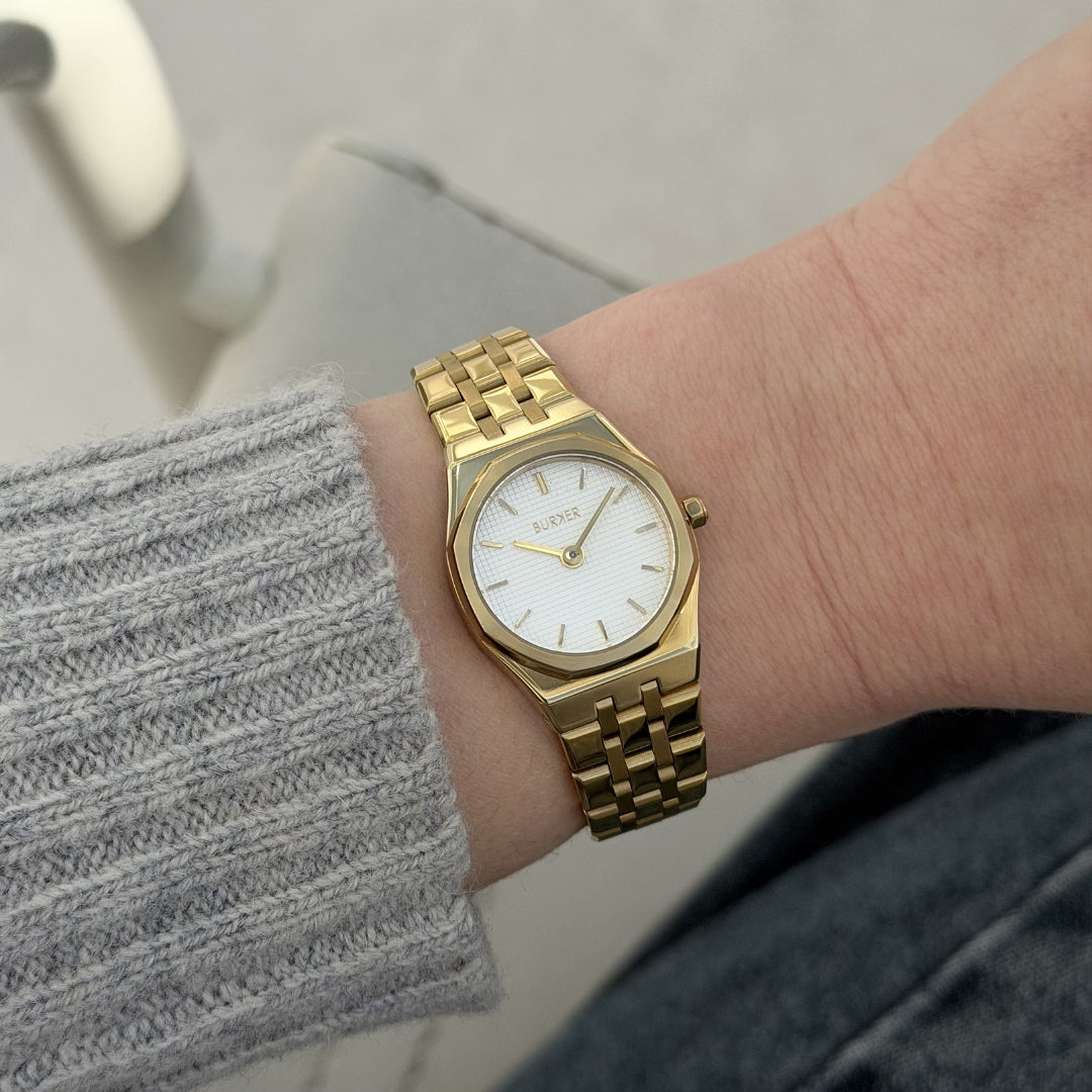 Victoria Gold White