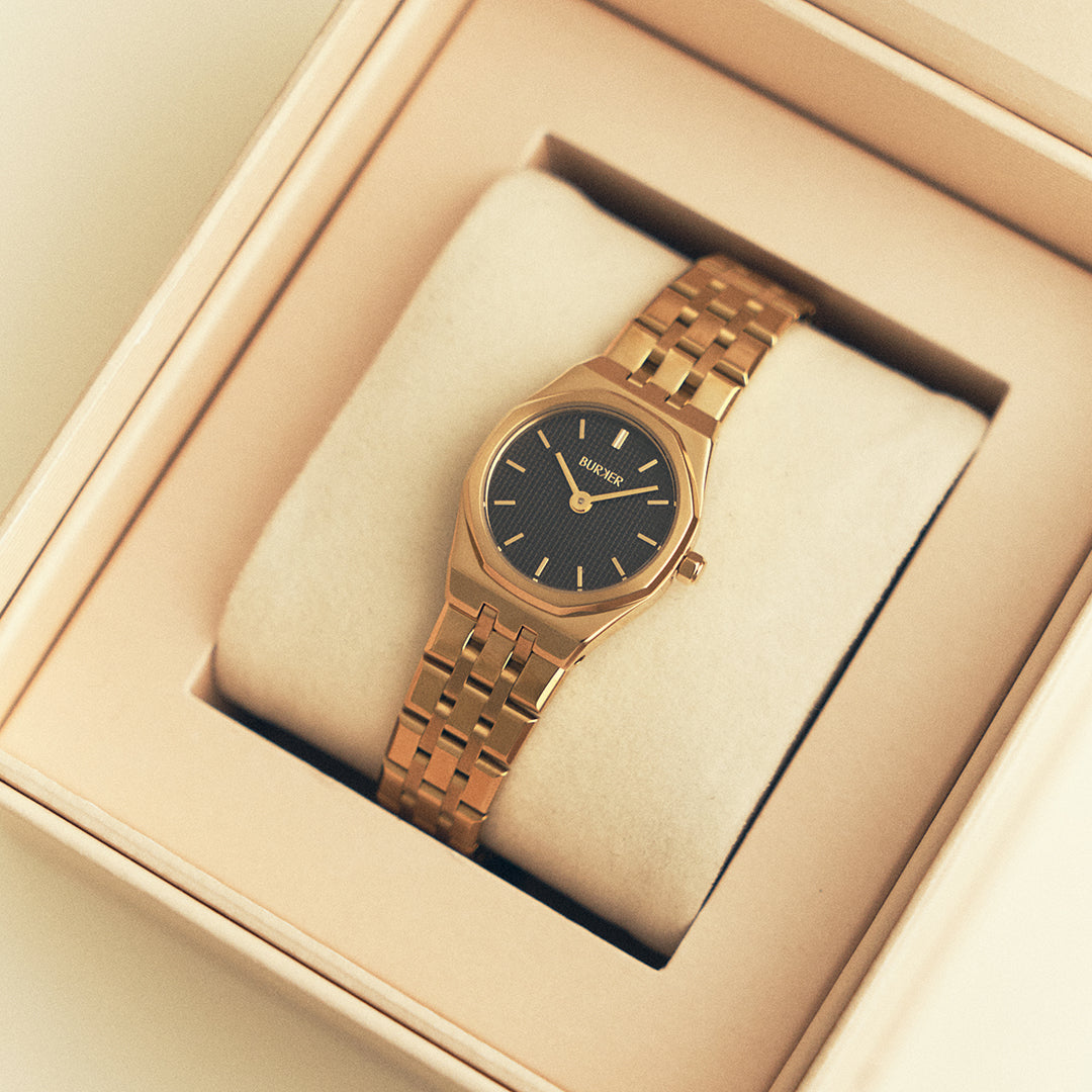 Victoria Gold Black