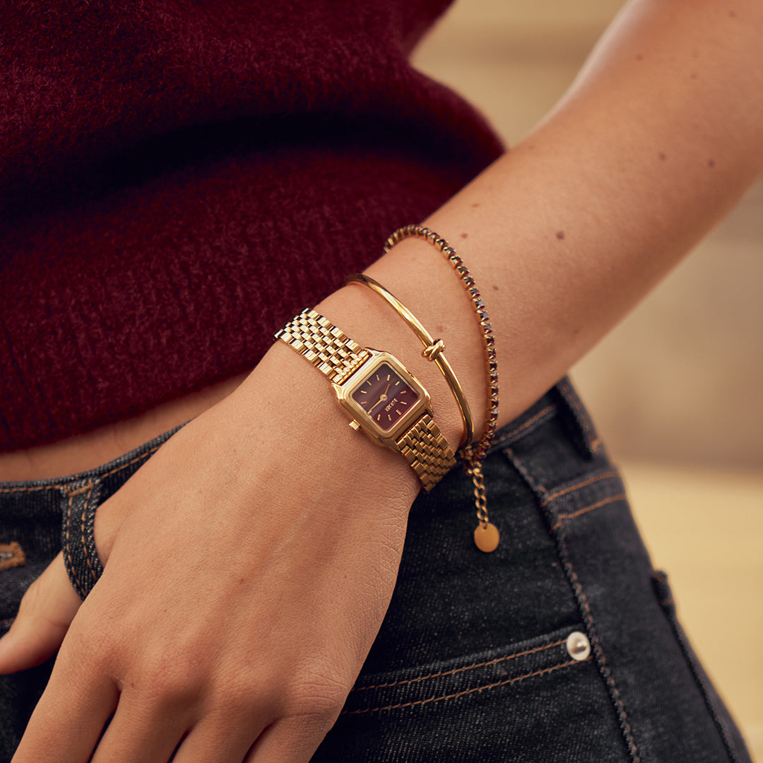 Ava Gold Burgundy