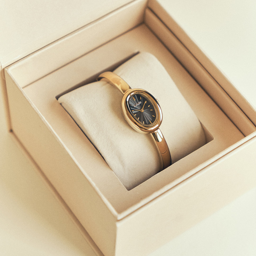 Diana Petite Gold Black