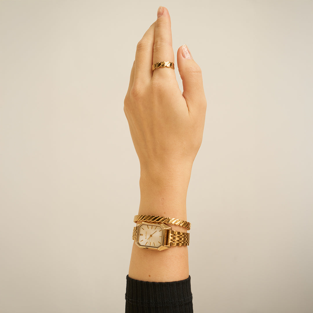 Hillary Ring