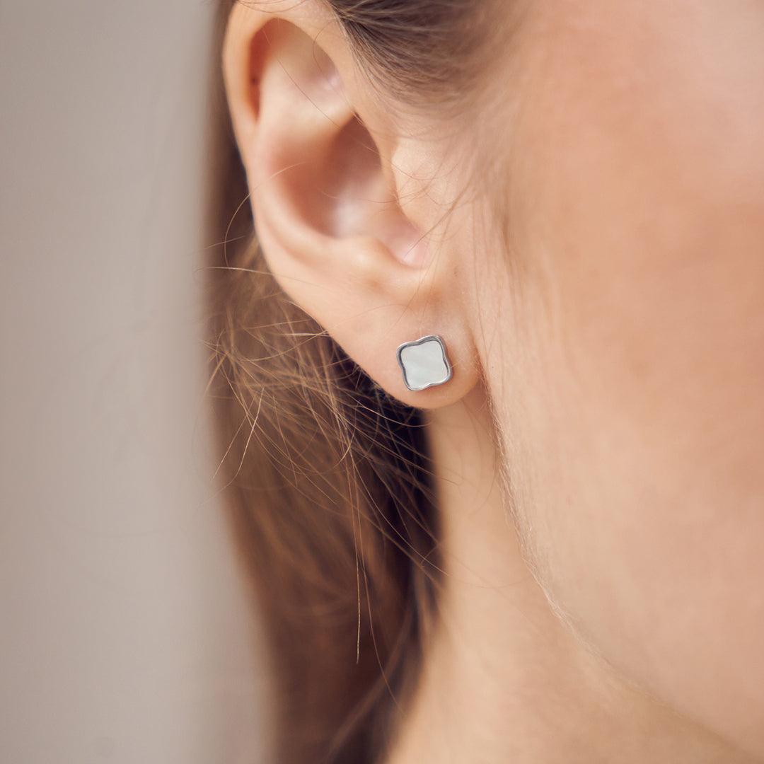 Flora Silver White Earrings - изображение 3