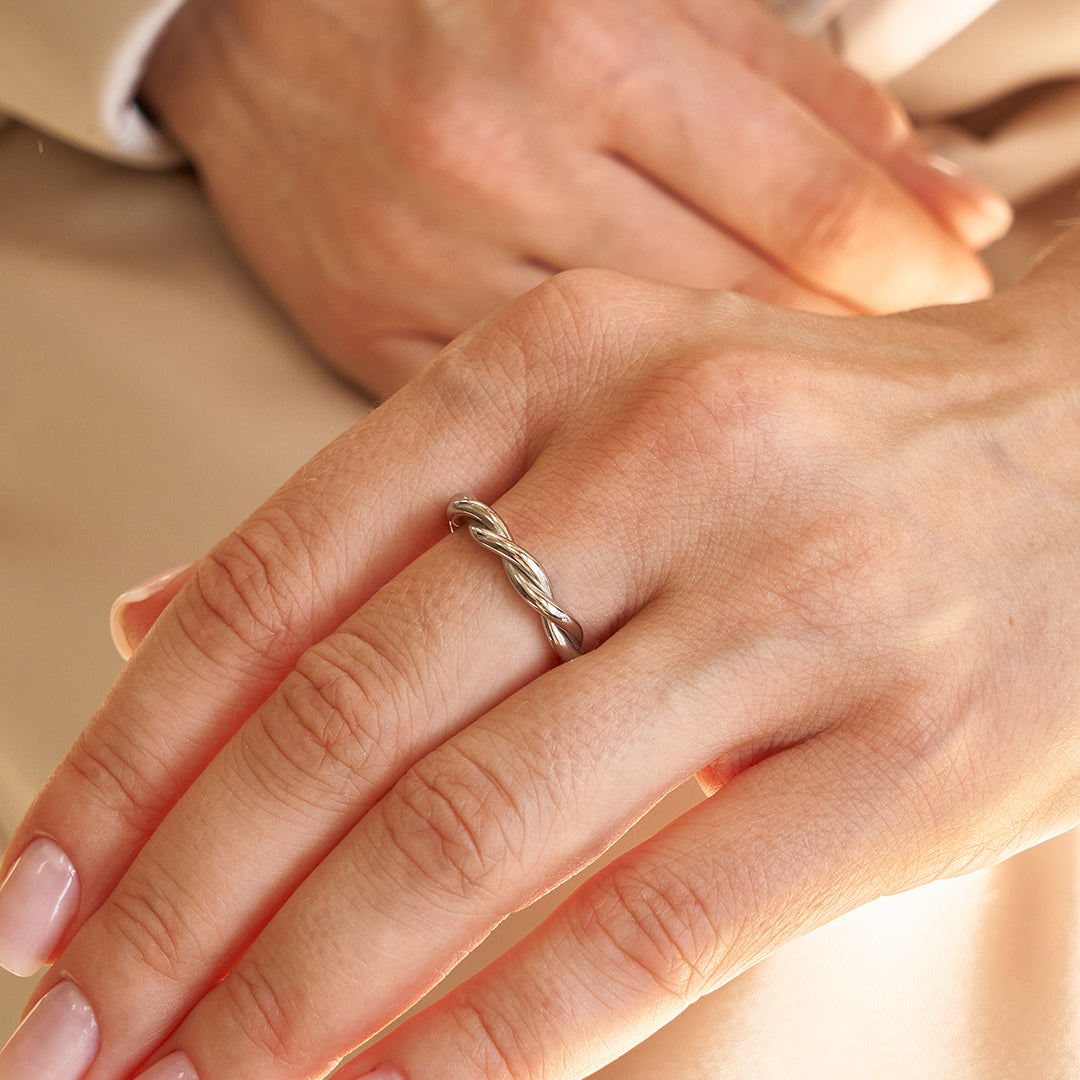Cassie Ring