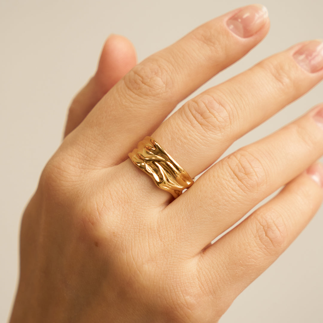 Luna Ring