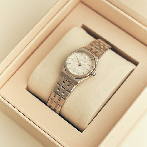 Victoria Silver White